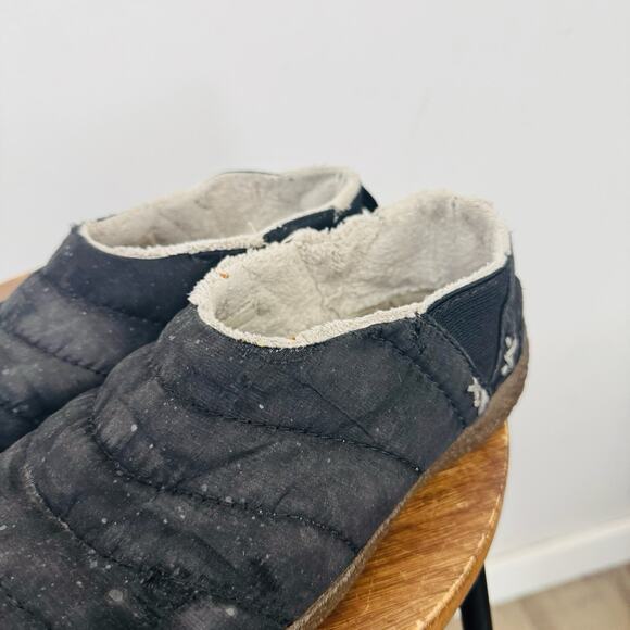Keen Howser II Black Fur Lined Textile Slipper Women’s Size 7.5 - Picture 9 of 11